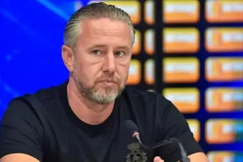  مدرب الترجي السابق يكشف.. هل فاوضه الزمالك لخلافة بيسيرو؟